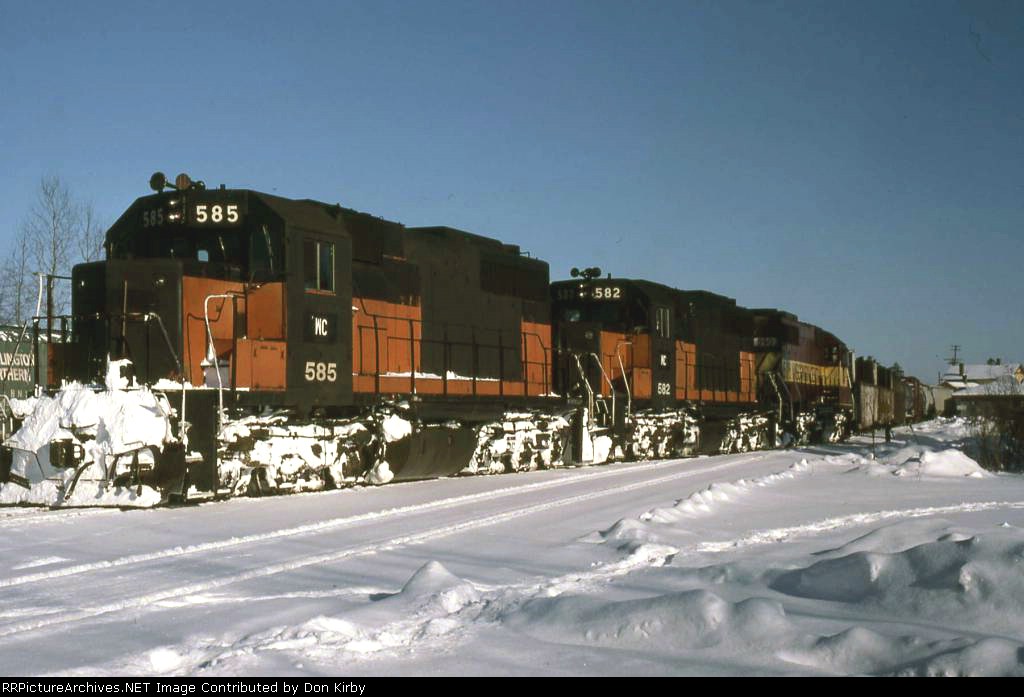 Wisconsin Central 585 SDL39